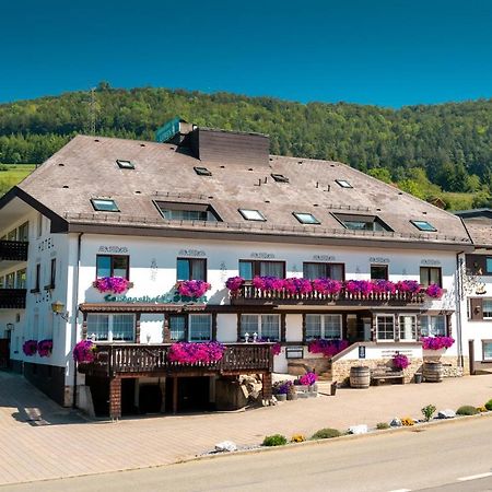 Landhotel Loewen Blumberg Dış mekan fotoğraf