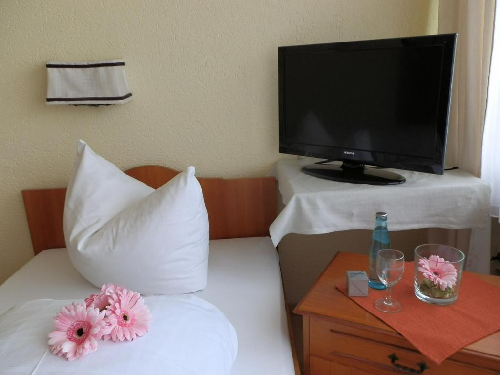Landhotel Loewen Blumberg Oda fotoğraf